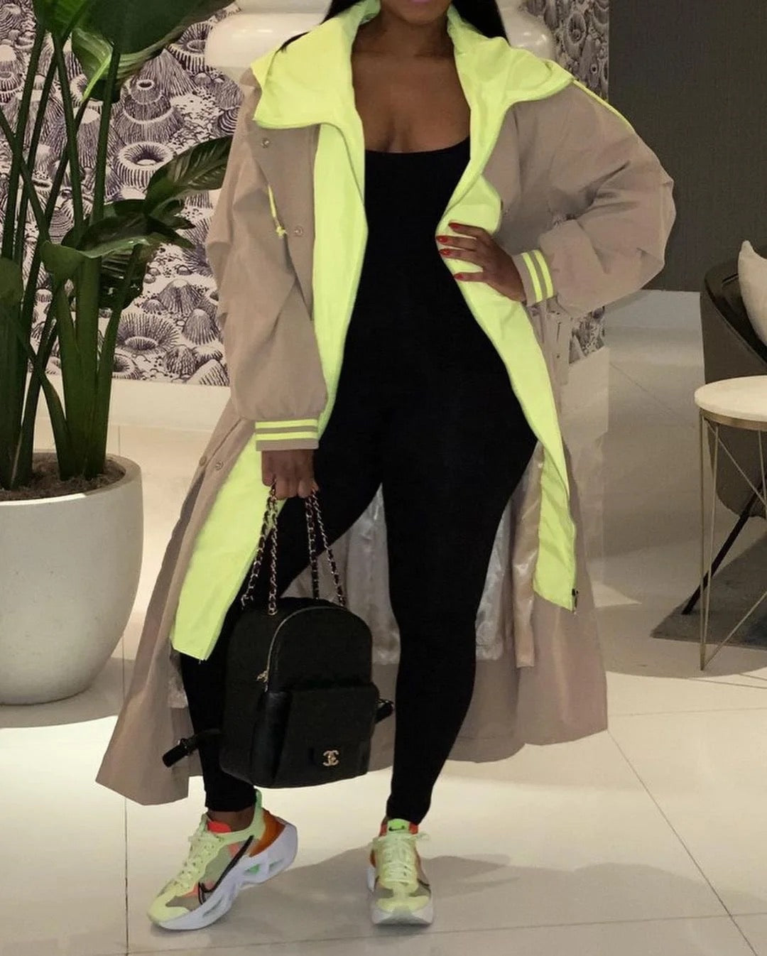 Fluorescent Trench