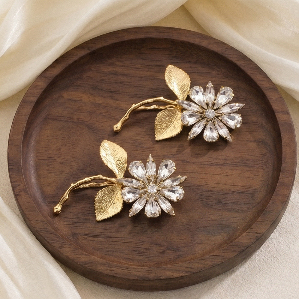 Golden Bloom Hair Pin