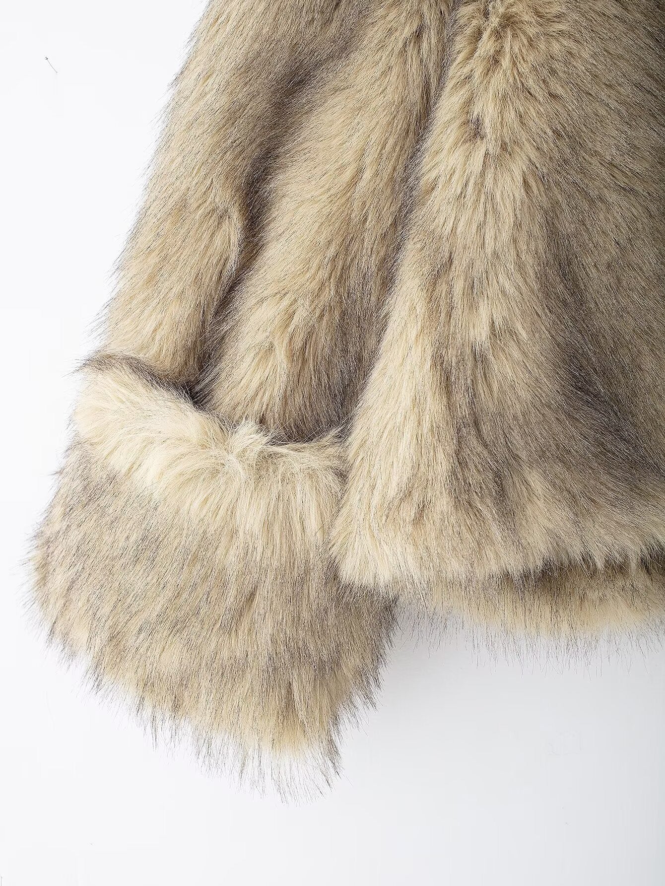 Luxe Faux Fur Sweater - Elegant Winter Warmth