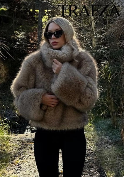 Luxe Faux Fur Sweater - Elegant Winter Warmth