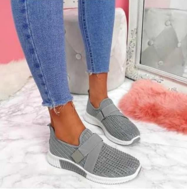 Soft top casual